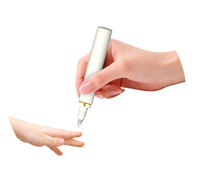 Endwarts Pen Application on Finger